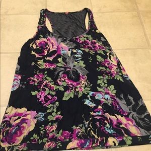 5 for $20🖤Navy floral silk tank